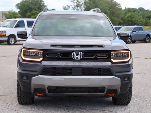 Used 2026 Honda Passport TrailSport image 2