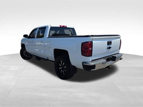 Used 2017 Chevrolet Silverado 1500 LT AWD/4WD image 6