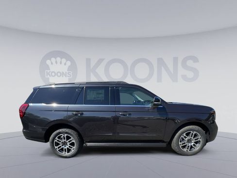 New 2026 Ford Expedition Active AWD/4WD image 17