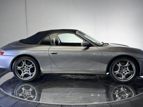 Used 2003 Porsche 911 Cabriolet image 33