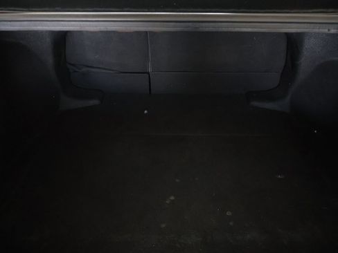 Used 2020 Toyota Corolla LE image 14