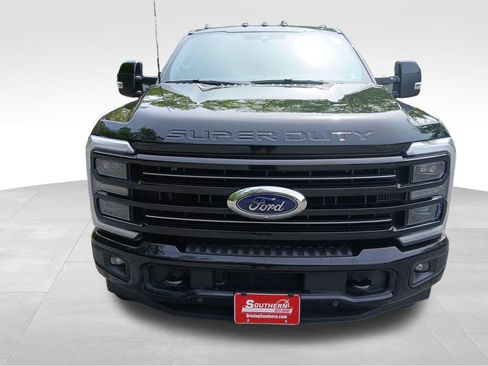Used 2025 Ford F350 Platinum image 18
