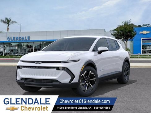 New 2026 Chevrolet Equinox EV LT FWD image 6