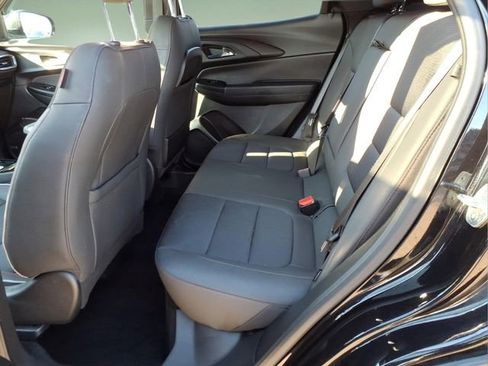 Used 2021 Chevrolet TrailBlazer RS w/ Technology Package FWD image 12