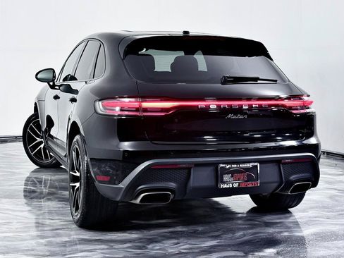 Used 2023 Porsche Macan AWD/4WD image 9