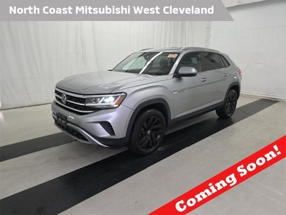 Used 2022 Volkswagen Atlas Cross Sport SE w/ Black Wheel Package