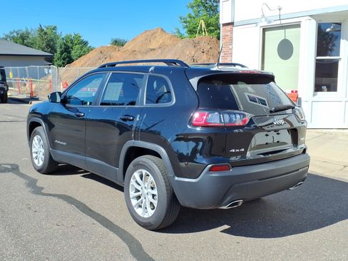 Used 2022 Jeep Cherokee Latitude Lux w/ Sun & Sound Group AWD/4WD image 8