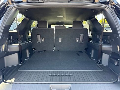 New 2026 Toyota 4Runner SR5 image 9