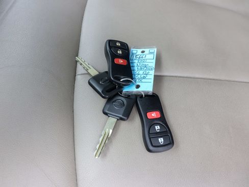 Used 2021 Nissan NV 3500 SL RWD image 24