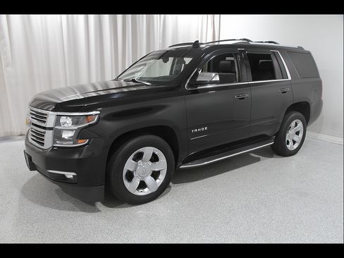 Used 2018 Chevrolet Tahoe Premier AWD/4WD image 3