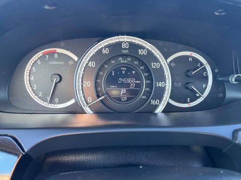 Used 2016 Honda Accord LX image 25