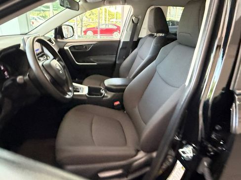 Used 2025 Toyota RAV4 LE FWD image 10