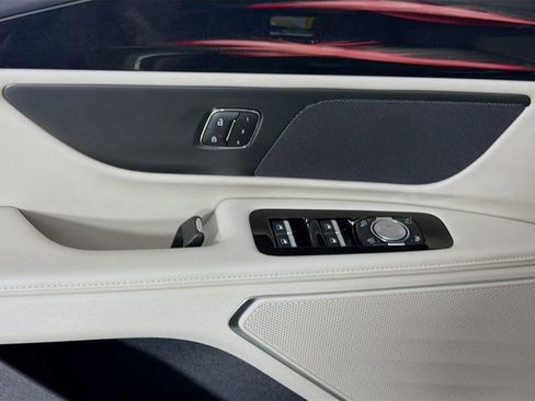New 2026 Lincoln Nautilus Premier AWD/4WD image 19