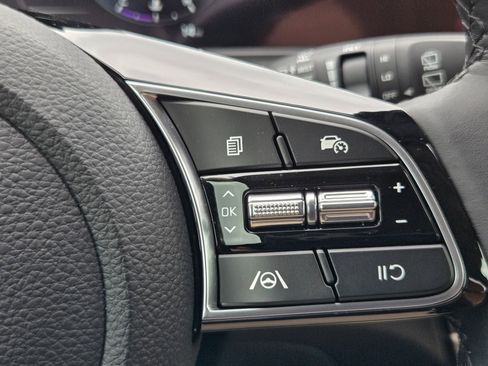 New 2026 Kia Seltos EX FWD image 28