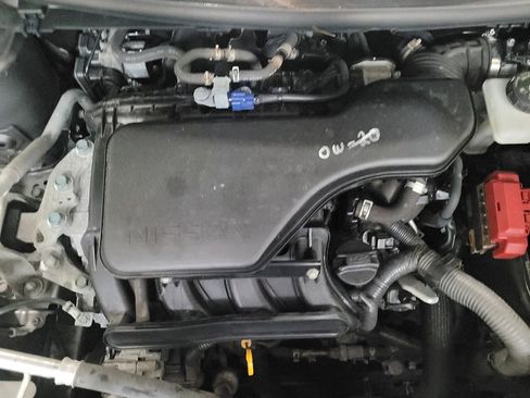 Used 2018 Nissan Rogue Sport SL w/ SL Premium Package image 30