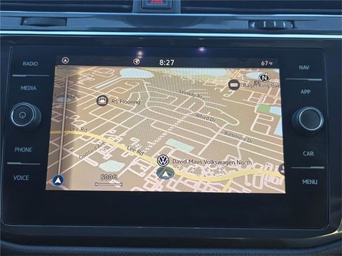 Used 2021 Volkswagen Tiguan SEL image 17