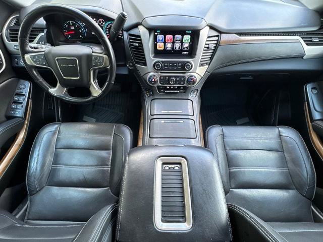 Used 2020 GMC Yukon Denali w/ Denali Premium Package AWD/4WD image 3