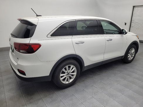 Used 2020 Kia Sorento LX image 10