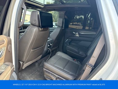 Used 2021 GMC Yukon Denali AWD/4WD image 4