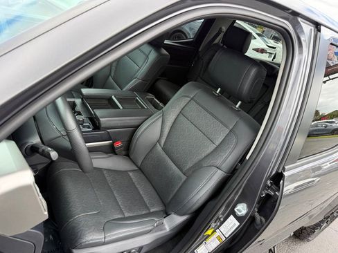 Used 2024 Toyota Tundra SR5 w/ SR5 Premium Package image 11