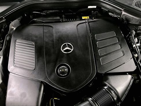 Used 2026 Mercedes-Benz GLC 300 4MATIC image 30