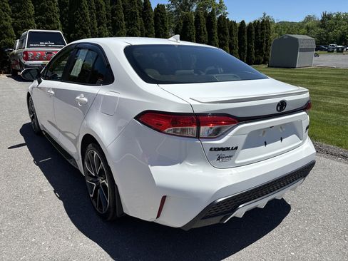 Used 2022 Toyota Corolla SE FWD image 6