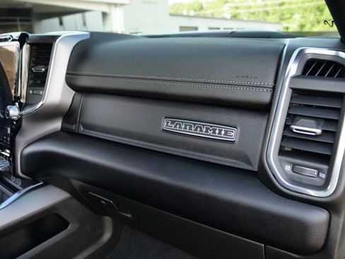 Used 2025 RAM 2500 Laramie w/ Night Edition AWD/4WD image 47