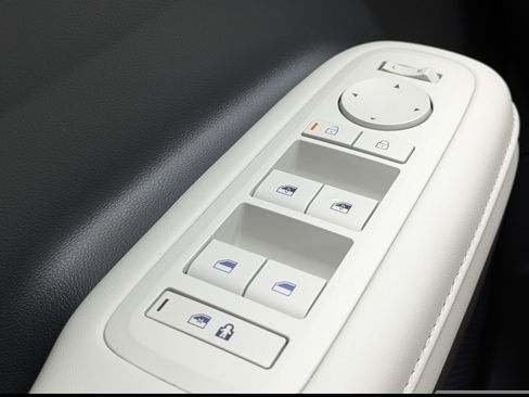 New 2026 Hyundai Santa Fe SEL FWD image 25