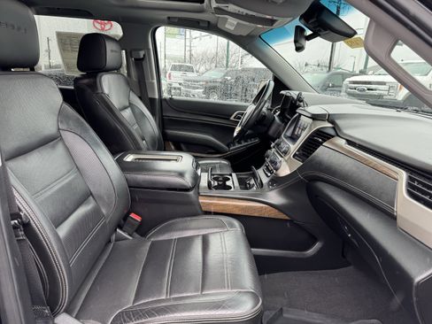 Used 2019 GMC Yukon XL Denali w/ Denali Ultimate Package image 40