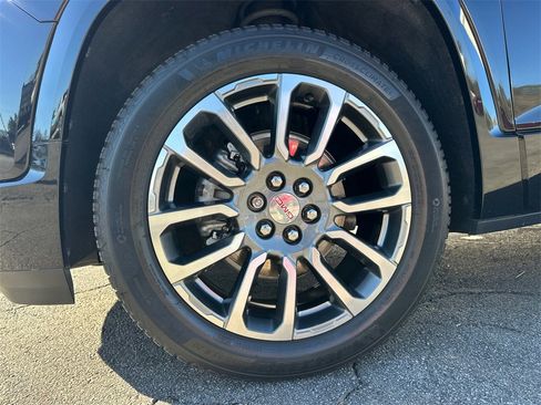 Used 2021 GMC Acadia Denali w/ LPO, Floor Liner Package image 12