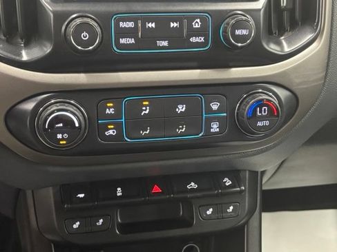 Used 2018 Chevrolet Colorado Z71 AWD/4WD image 26