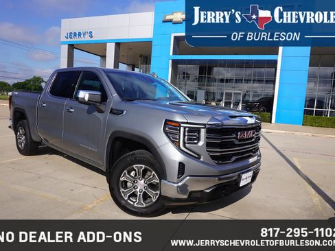 Used 2026 GMC Sierra 1500 SLT AWD/4WD image 1