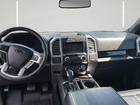 Used 2015 Ford F150 Platinum w/ Equipment Group 701A Luxury AWD/4WD image 16