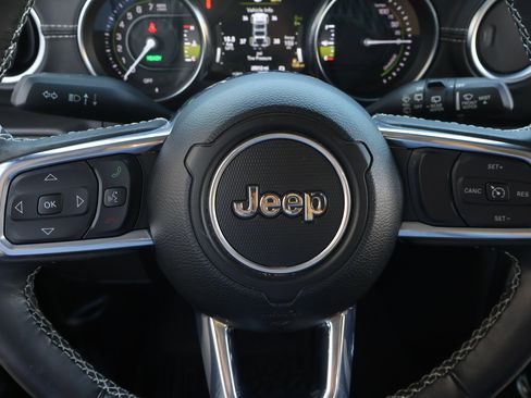 Used 2023 Jeep Wrangler Sahara w/ Cold Weather Group image 23