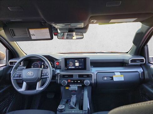 Used 2025 Toyota 4Runner 4WD image 18