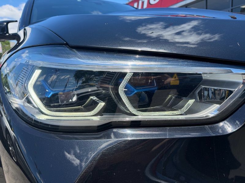 Used 2021 BMW X5 M Competition w/ Premium Package AWD/4WD image 9