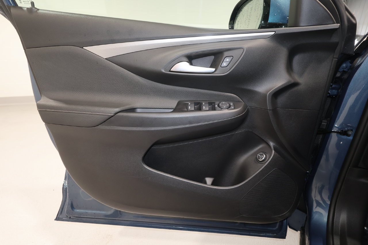 Used 2026 Buick Envista Avenir FWD image 21