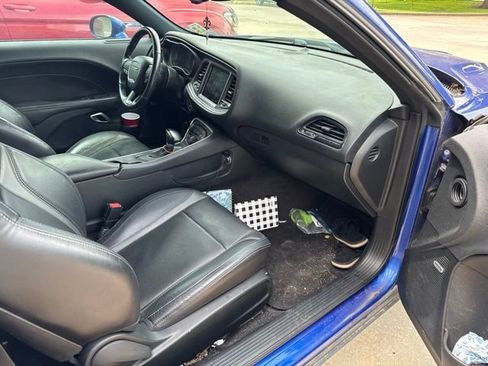 Used 2018 Dodge Challenger SXT Plus RWD image 43