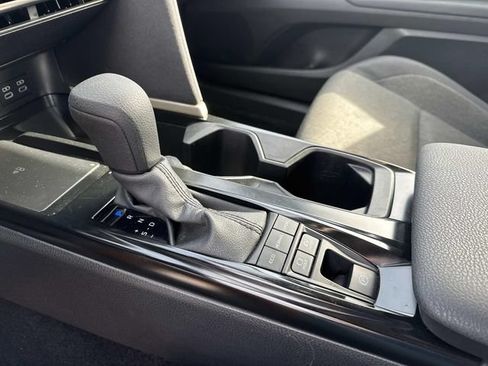 Used 2025 Toyota Camry LE FWD image 41