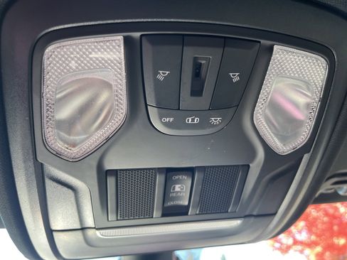 Used 2022 RAM 1500 Big Horn image 19