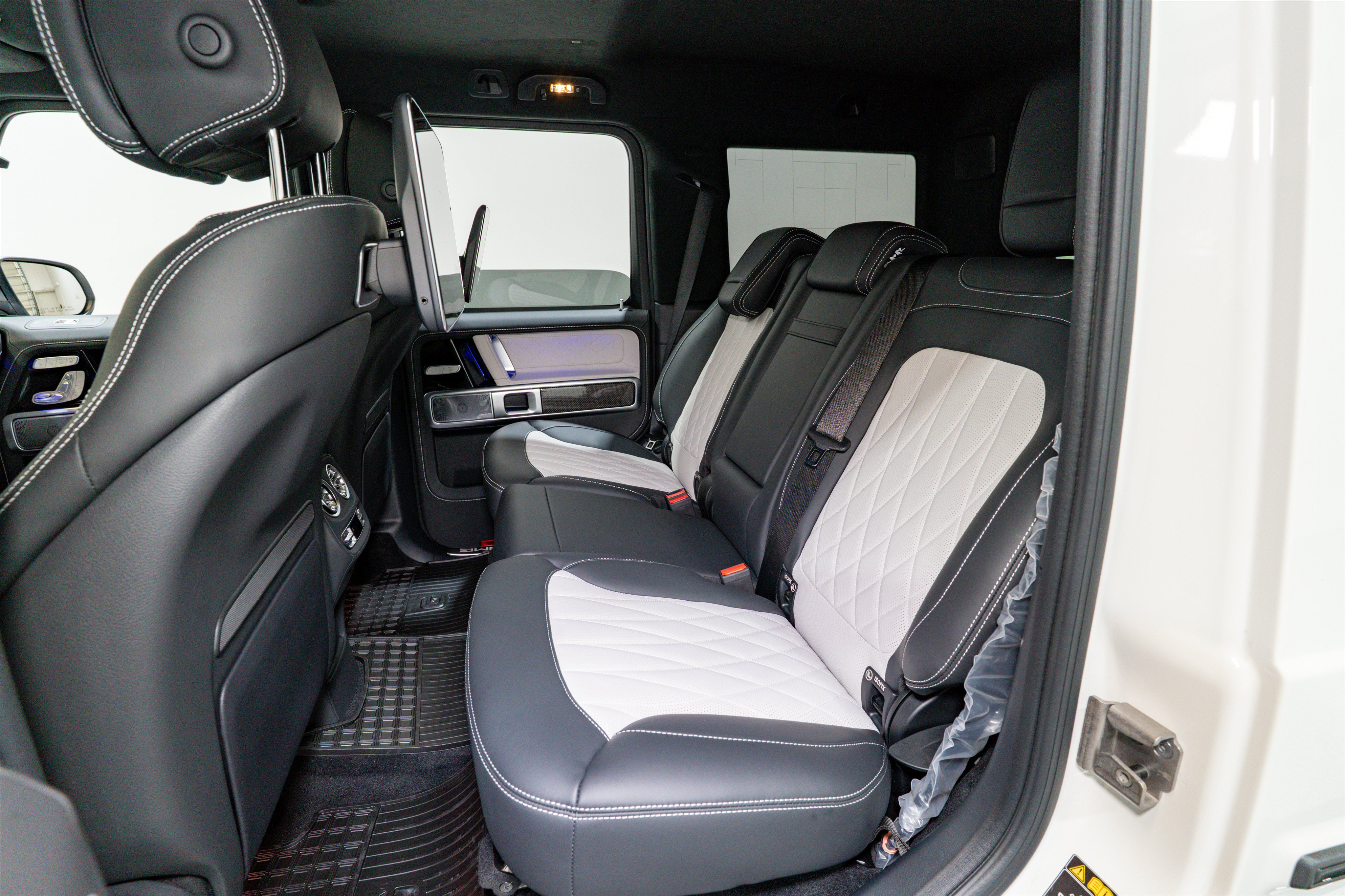 Used 2025 Mercedes-Benz G 63 AMG 4MATIC image 37