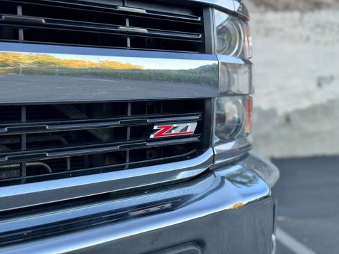 Used 2016 Chevrolet Silverado 2500 LTZ w/ Duramax Plus Package AWD/4WD image 2