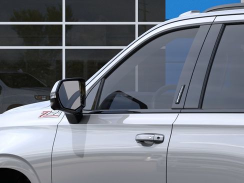 New 2026 Chevrolet Tahoe Z71 w/ Comfort Package AWD/4WD image 12
