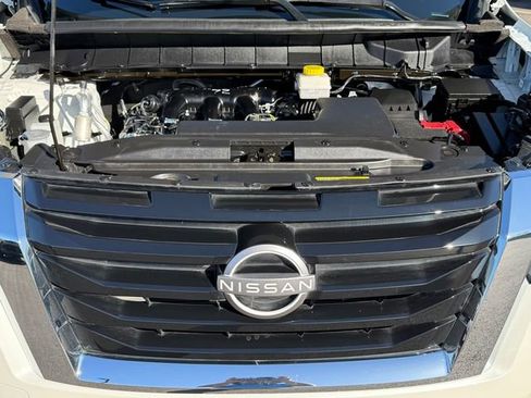 Certified 2024 Nissan Pathfinder SV FWD image 28