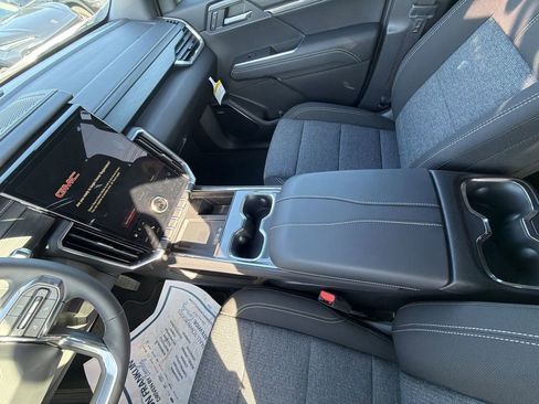 New 2026 GMC Acadia Elevation AWD/4WD image 27