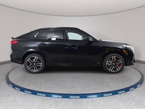 New 2026 BMW X2 xDrive28i w/ Technology Package AWD/4WD image 4