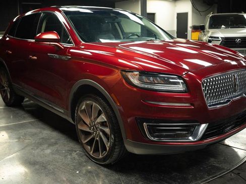 Used 2019 Lincoln Nautilus Reserve AWD/4WD image 5
