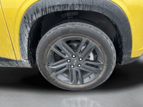 Used 2024 Chevrolet Trax ACTIV w/ Driver Confidence Package FWD image 18