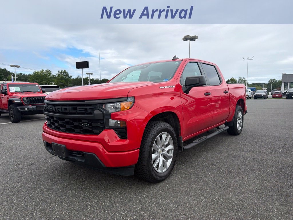 Certified 2022 Chevrolet Silverado 1500 Custom AWD/4WD image 1