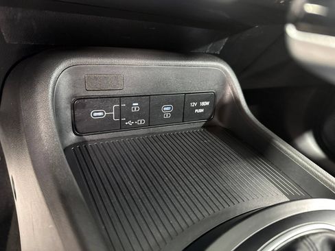 Used 2025 Hyundai Kona SEL AWD/4WD image 31